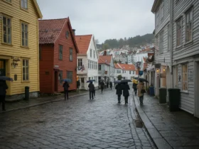 Regnvær i Bergen sentrum, illustrerer tema bergen regn og vitamin d